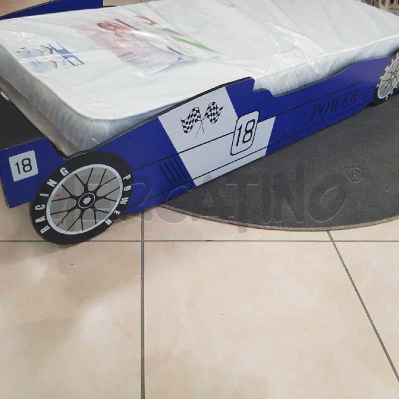 LETTO BAMBINO MACCHINA | Mercatino dell'Usato L'aquila - loc. vetoio 2