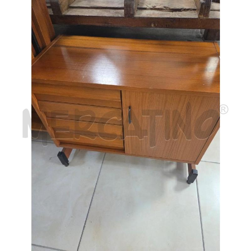 LIBRERIA VINTAGE TEAK | Mercatino dell'Usato L'aquila - loc. vetoio 2