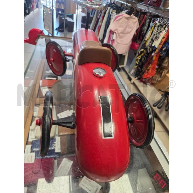 MACCHINA ROSSA BIMBO VILAC | Mercatino dell'Usato L'aquila - loc. vetoio 3