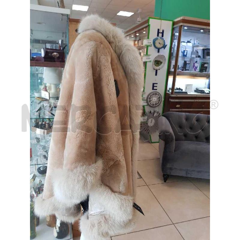 MANTELLA DONNA CAPPA  IN PELLICCIA BEIGE   | Mercatino dell'Usato L'aquila - loc. vetoio 2