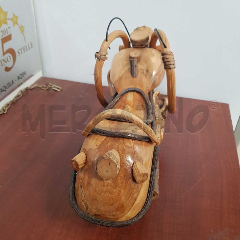 MODELLINO MOTO LEGNO | Mercatino dell'Usato L'aquila - loc. vetoio 3