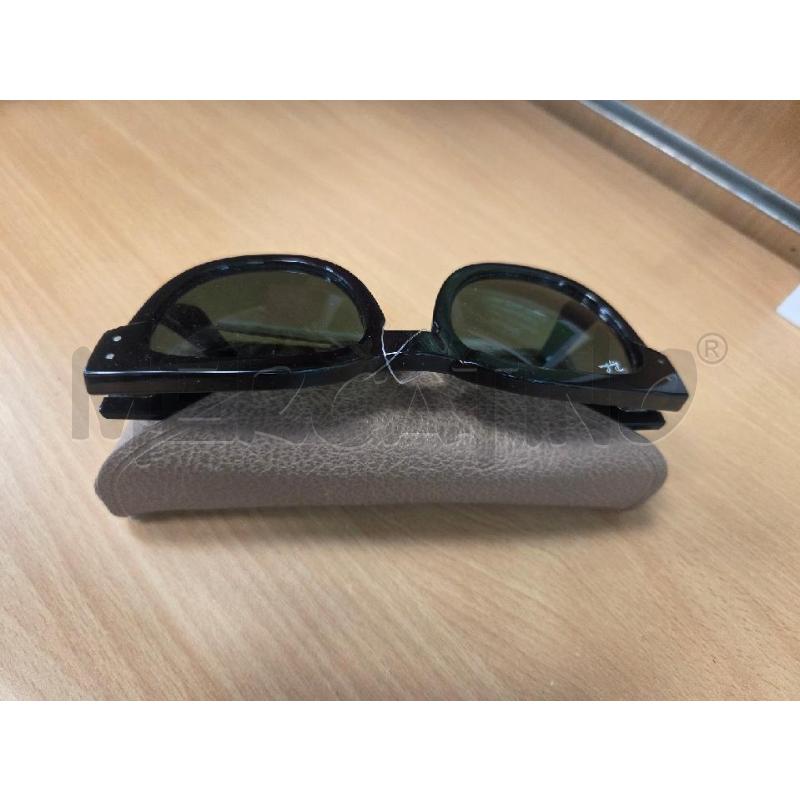 OCCHIALI DONNA RAYBAN NERI MEGA  | Mercatino dell'Usato L'aquila - loc. vetoio 3