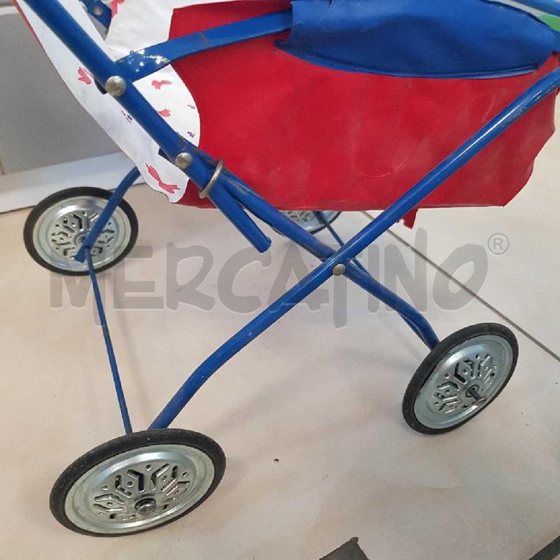 PASSEGGINO PER LE BAMBOLE METALLO BLU | Mercatino dell'Usato L'aquila - loc. vetoio 5