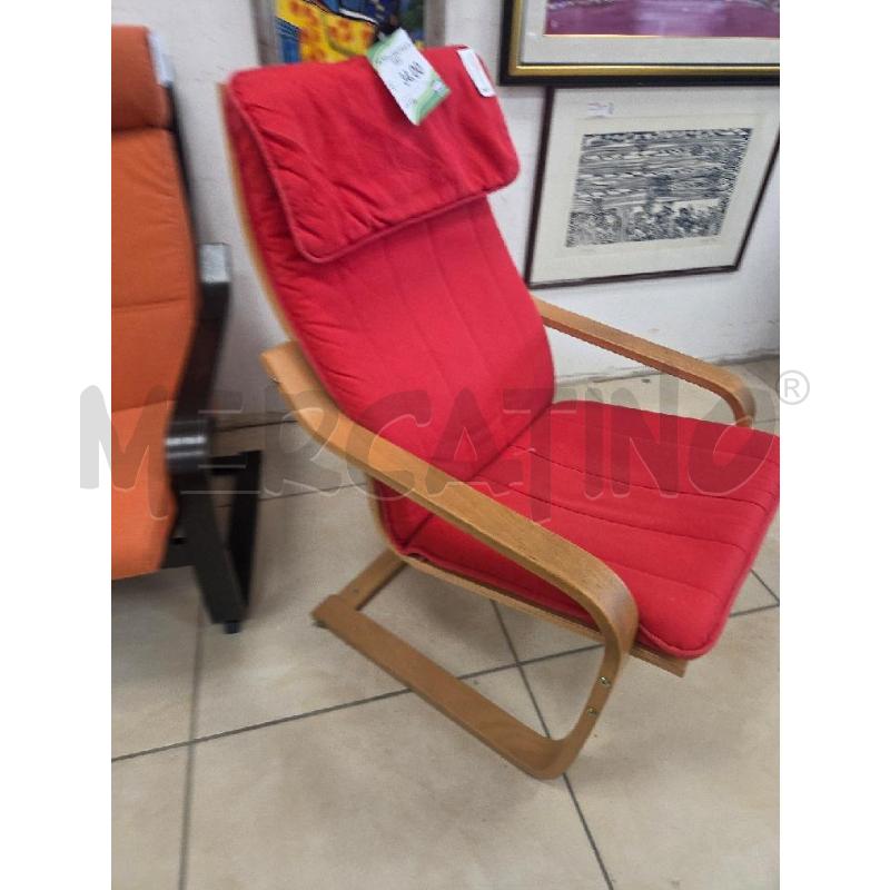 POLTRONA LEGNO/TESSUTO ROSSO | Mercatino dell'Usato L'aquila - loc. vetoio 1