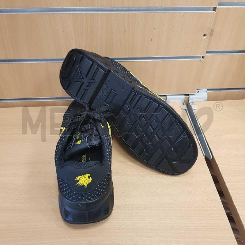 SCARPE ANTINFORTUNISTICHE U POWER NERE 44  | Mercatino dell'Usato L'aquila - loc. vetoio 4