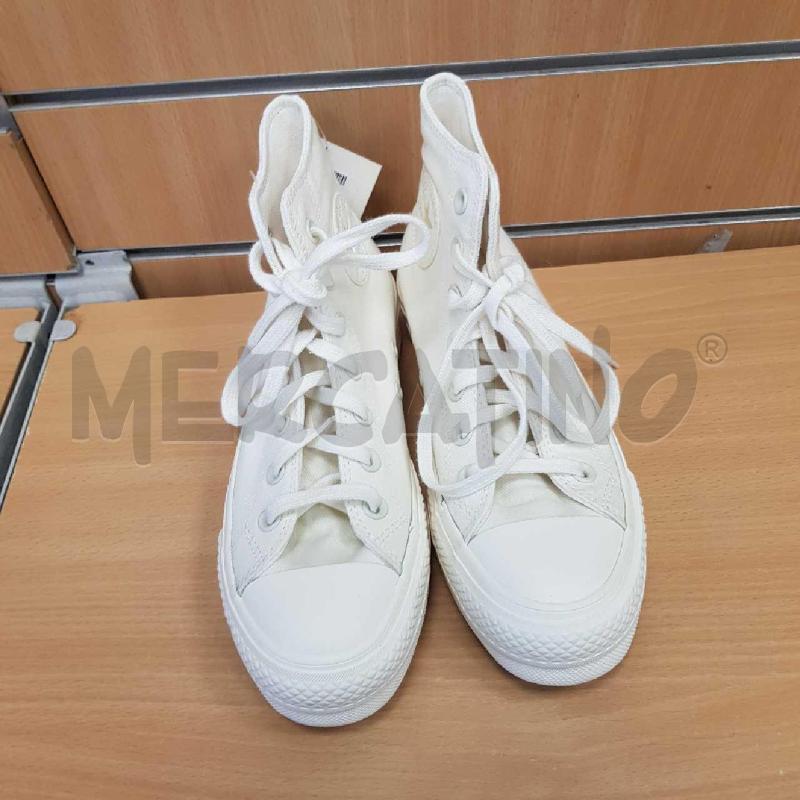 SCARPE DONNA CONVERSE EGRET PANNA LOGO PANNA TINTA  | Mercatino dell'Usato L'aquila - loc. vetoio 1