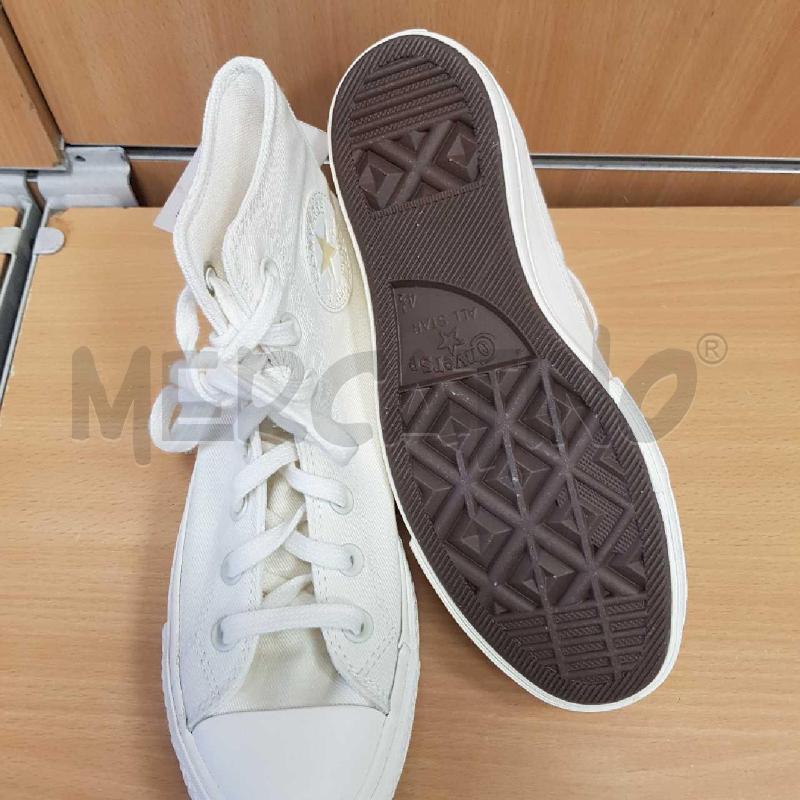 SCARPE DONNA CONVERSE EGRET PANNA LOGO PANNA TINTA  | Mercatino dell'Usato L'aquila - loc. vetoio 3