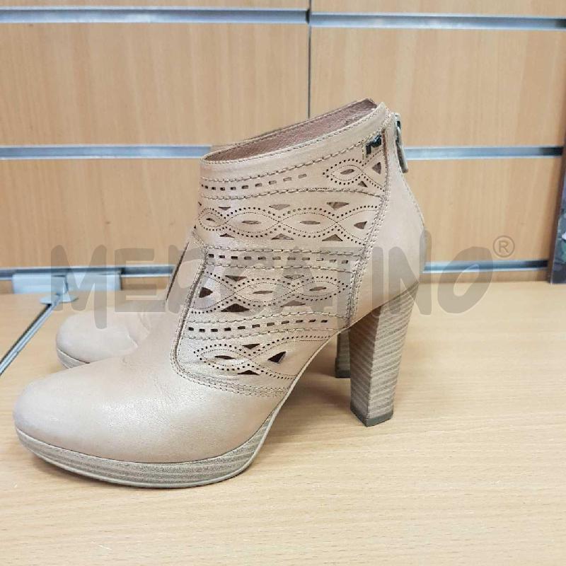 SCARPE DONNA NERO GIARDINI TRAONCHETTO RAF | Mercatino dell'Usato L'aquila - loc. vetoio 2