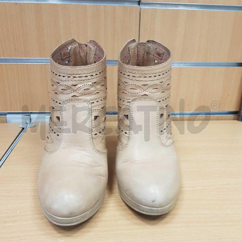SCARPE DONNA NERO GIARDINI TRAONCHETTO RAF | Mercatino dell'Usato L'aquila - loc. vetoio 3