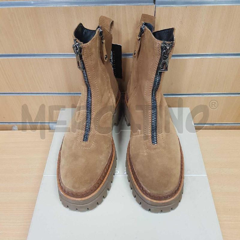 SCARPE DONNA ZANON CON ZIP | Mercatino dell'Usato L'aquila - loc. vetoio 1