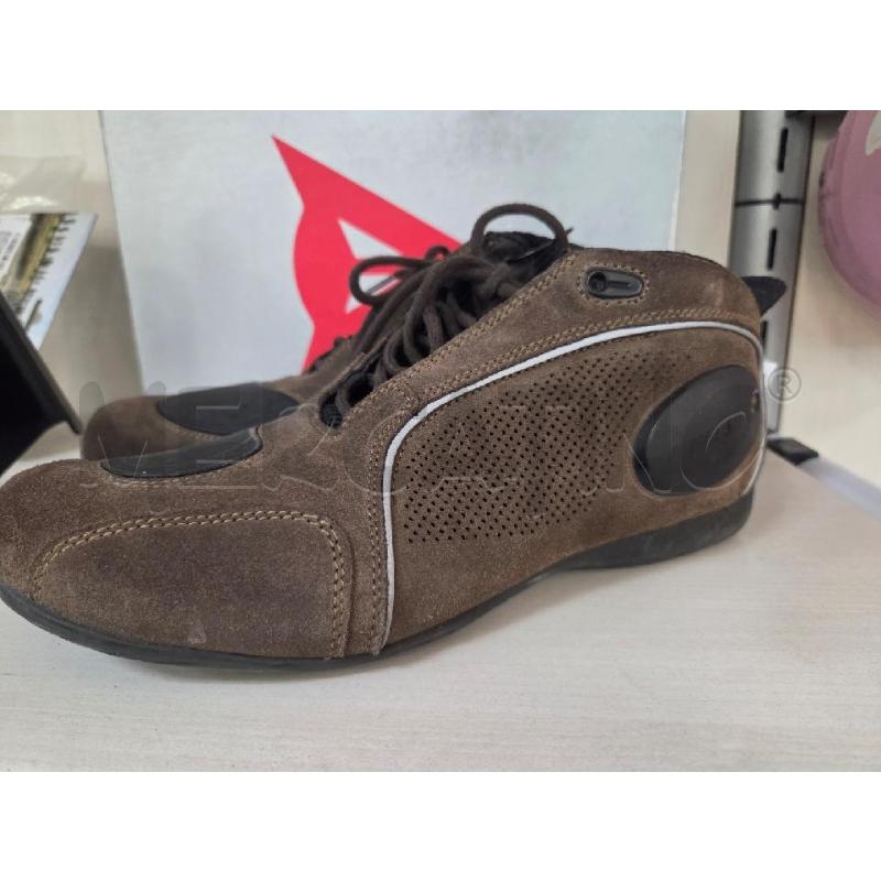 SCARPE UOMO DA MOTO  DAINESE MARRONI  | Mercatino dell'Usato L'aquila - loc. vetoio 1