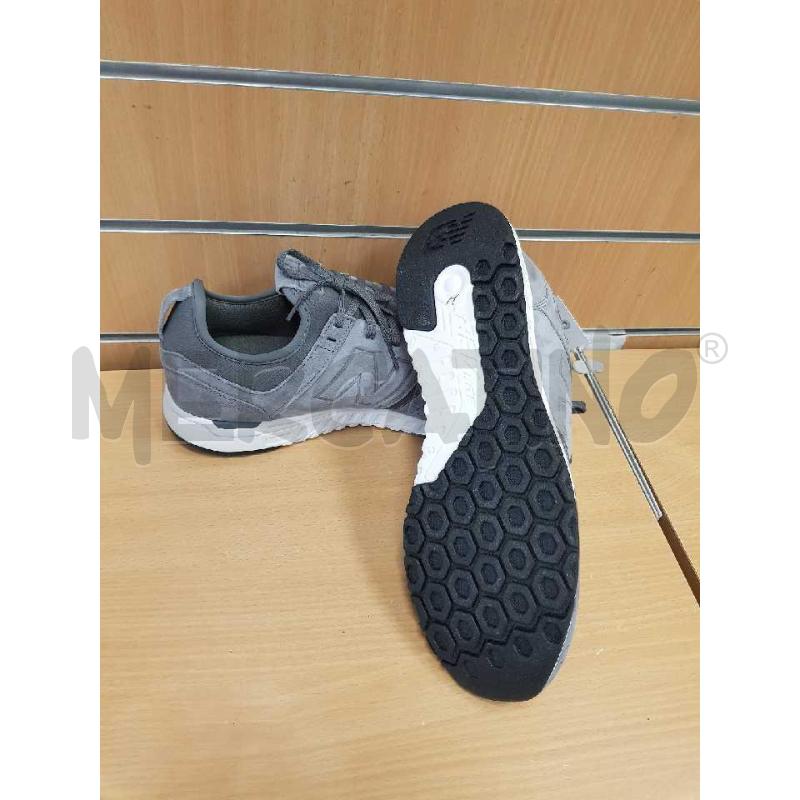 SCARPE UOMO NEW BALANCE GRIGIE  E  BIANCHE   | Mercatino dell'Usato L'aquila - loc. vetoio 3