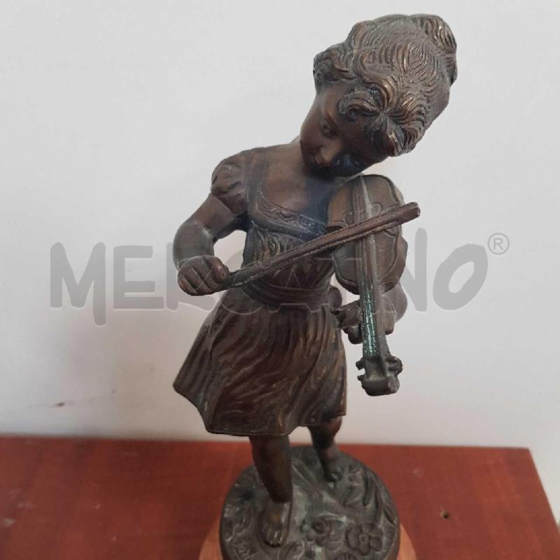 STATUINA FANCIULLA BRONZO | Mercatino dell'Usato L'aquila - loc. vetoio 3