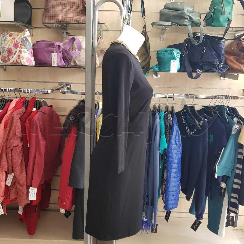 VESTITO DONNA CK NERO  CATENA DORATA   | Mercatino dell'Usato L'aquila - loc. vetoio 3
