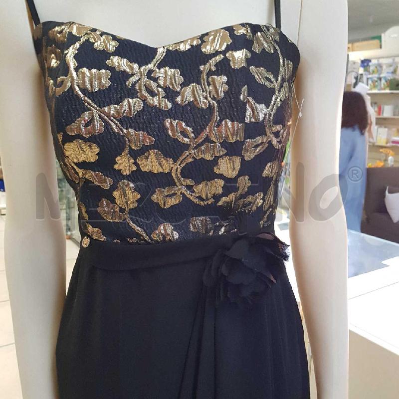 VESTITO DONNA RINASCIMENTO  NERO  LUNGO TOPP DORATO  | Mercatino dell'Usato L'aquila - loc. vetoio 2