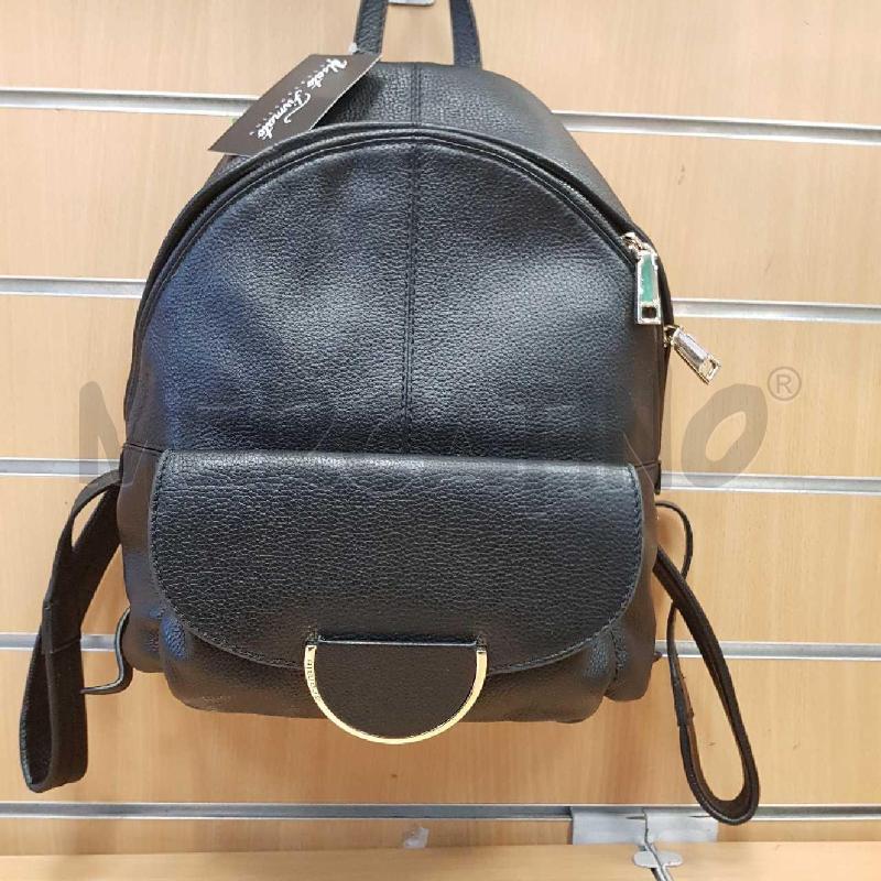 ZAINO DONNA CROMIA NERO CON MEZZALUNA | Mercatino dell'Usato L'aquila - loc. vetoio 1