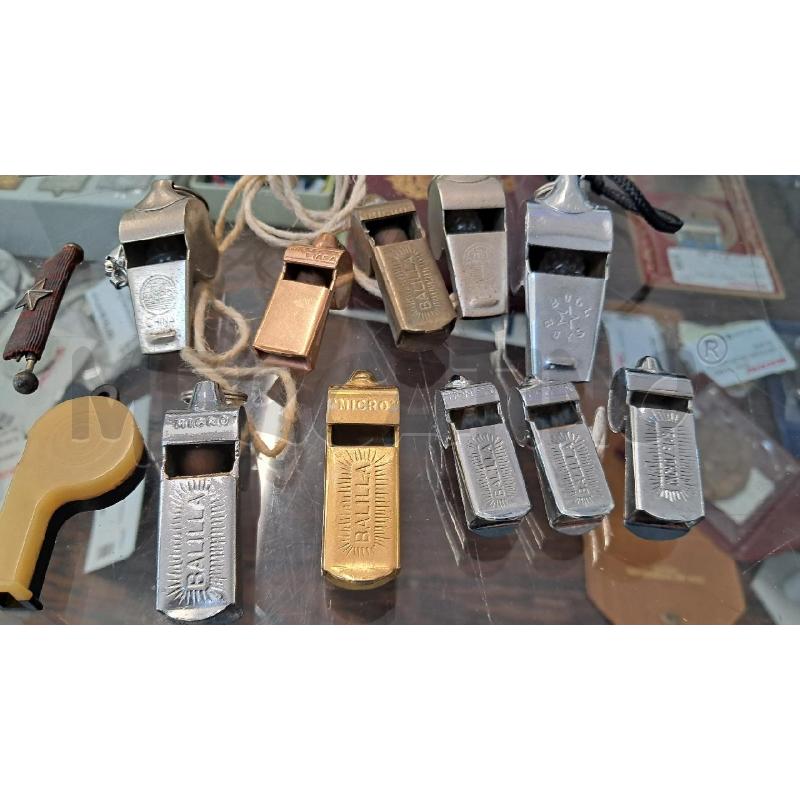 COLLEZIONE FISCHIETTI DA ANNI 50 ANNI 80 | Mercatino dell'Usato Arezzo 2