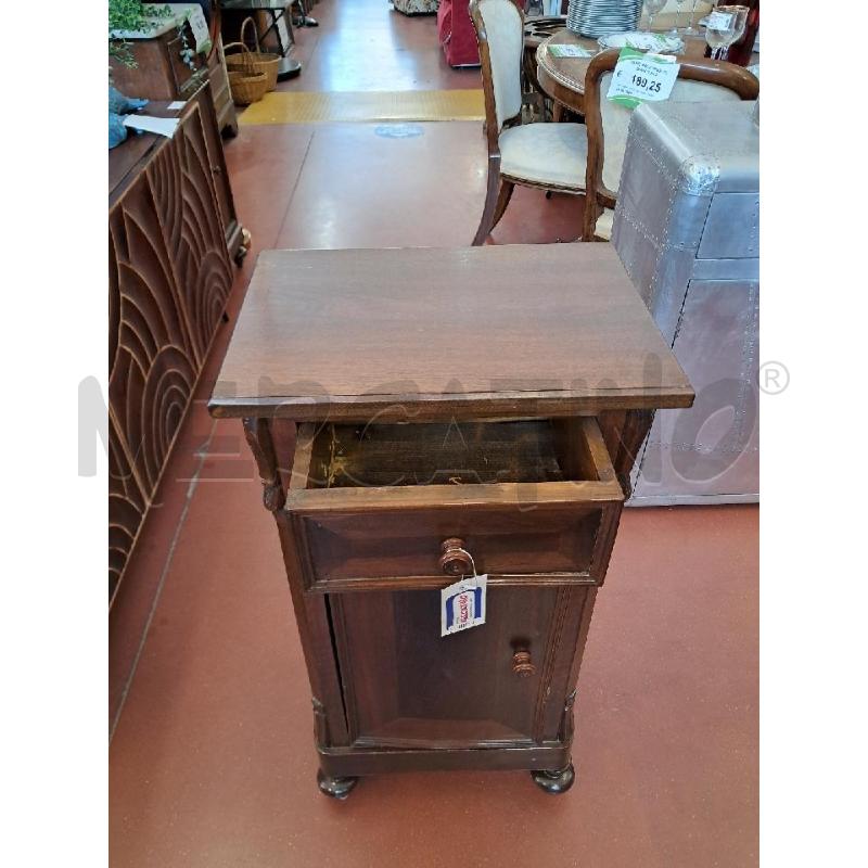 COMODINO IN STILE  | Mercatino dell'Usato Arezzo 3