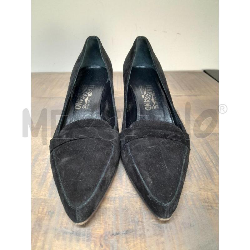 DECOLLETE CAMOSCIO FERRAGAMO NERE | Mercatino dell'Usato Arezzo 1
