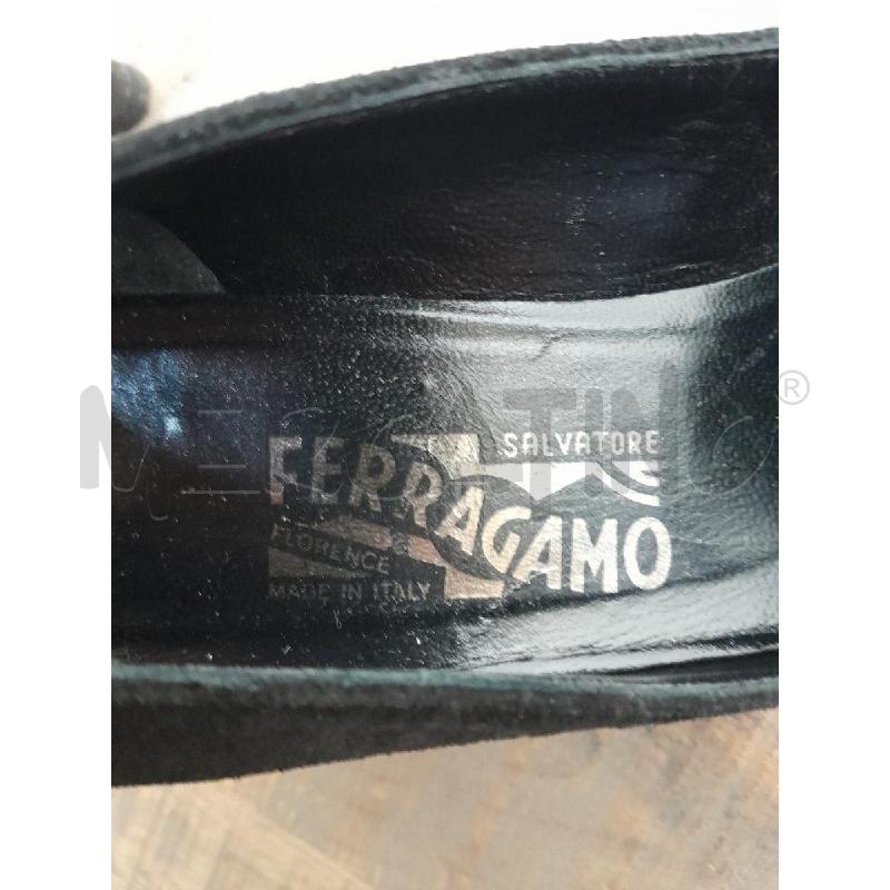 DECOLLETE CAMOSCIO FERRAGAMO NERE | Mercatino dell'Usato Arezzo 4
