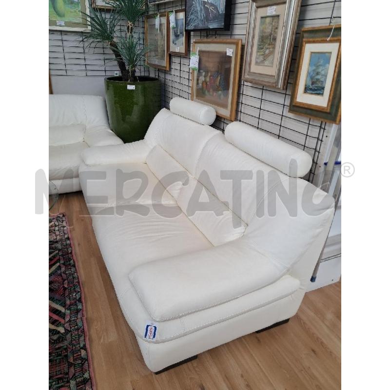 DIVANO IN PELLE BIANCO 3 POSTI  | Mercatino dell'Usato Arezzo 1