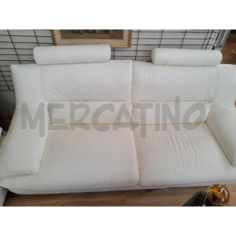DIVANO IN PELLE BIANCO 3 POSTI  | Mercatino dell'Usato Arezzo 2