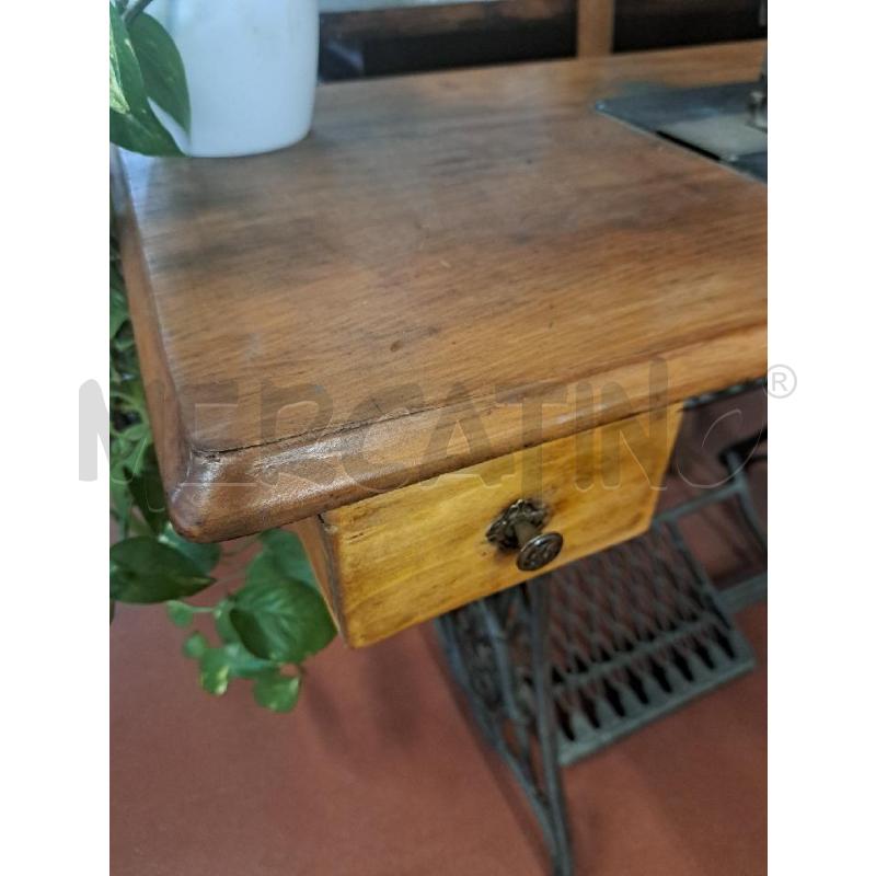 MACCHINA CUCIRE  | Mercatino dell'Usato Arezzo 5