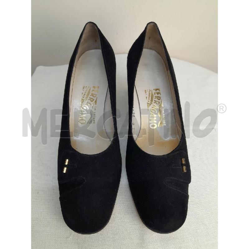 SCARPE TACCHI NERA FERRAGAMO | Mercatino dell'Usato Arezzo 2