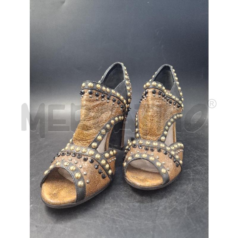 SCARPE TACCHI PRADA BULLONI STRASS | Mercatino dell'Usato Arezzo 1