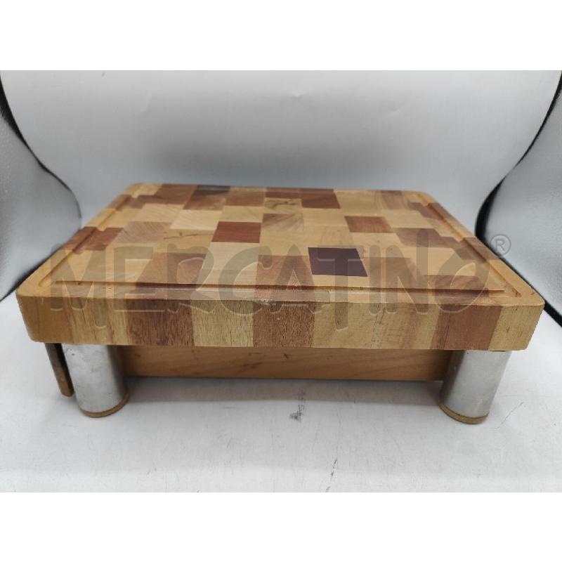 TAVOLINETTO BASE LEGNO CON COLTELLI | Mercatino dell'Usato Atripalda 3