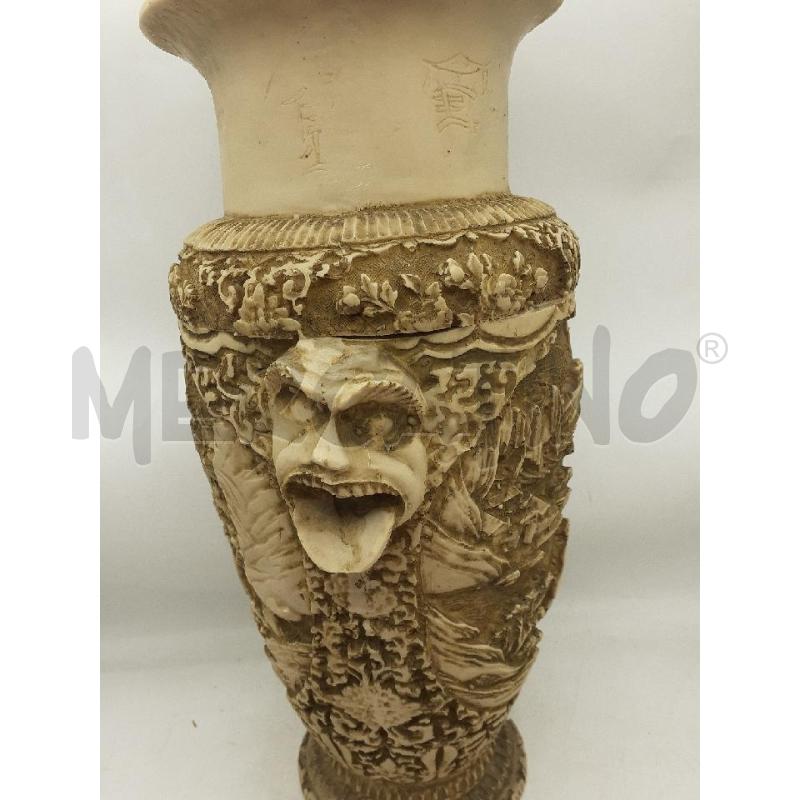 VASO RESINA CINESE | Mercatino dell'Usato Atripalda 3