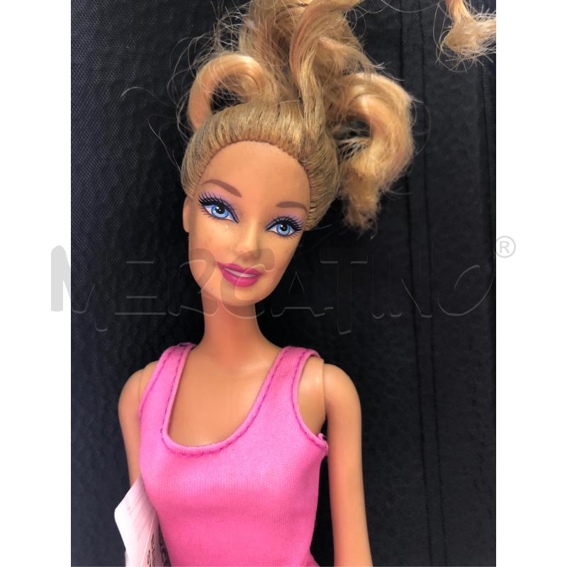 BARBIE FASHIONISTA VESTITO ROSA  | Mercatino dell'Usato Avellino 2