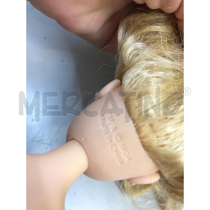 BARBIE MOXIE GIRLZ LEXA CAPELLI BIONDI VESTITO NERO ROSE  | Mercatino dell'Usato Avellino 3
