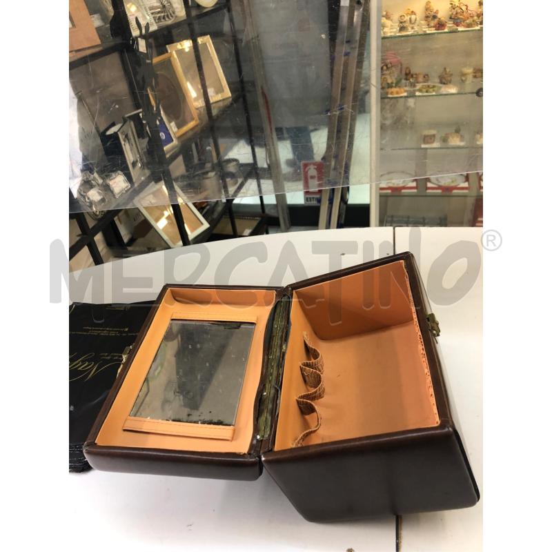 BEAUTY PELL MARRONE SPECCHIO  | Mercatino dell'Usato Avellino 3