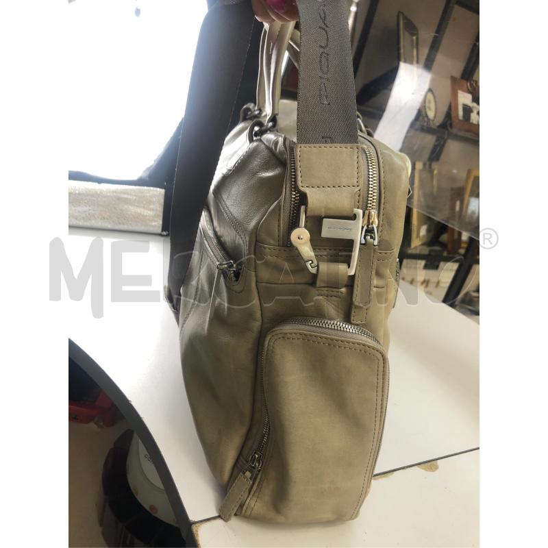 BORSA DONNA /UOMO LAVORO PIQUADRO PELLE GRIGIO  | Mercatino dell'Usato Avellino 4