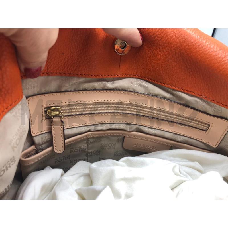 BORSA DONNA ARANCIO MICAHEL KORS  | Mercatino dell'Usato Avellino 4