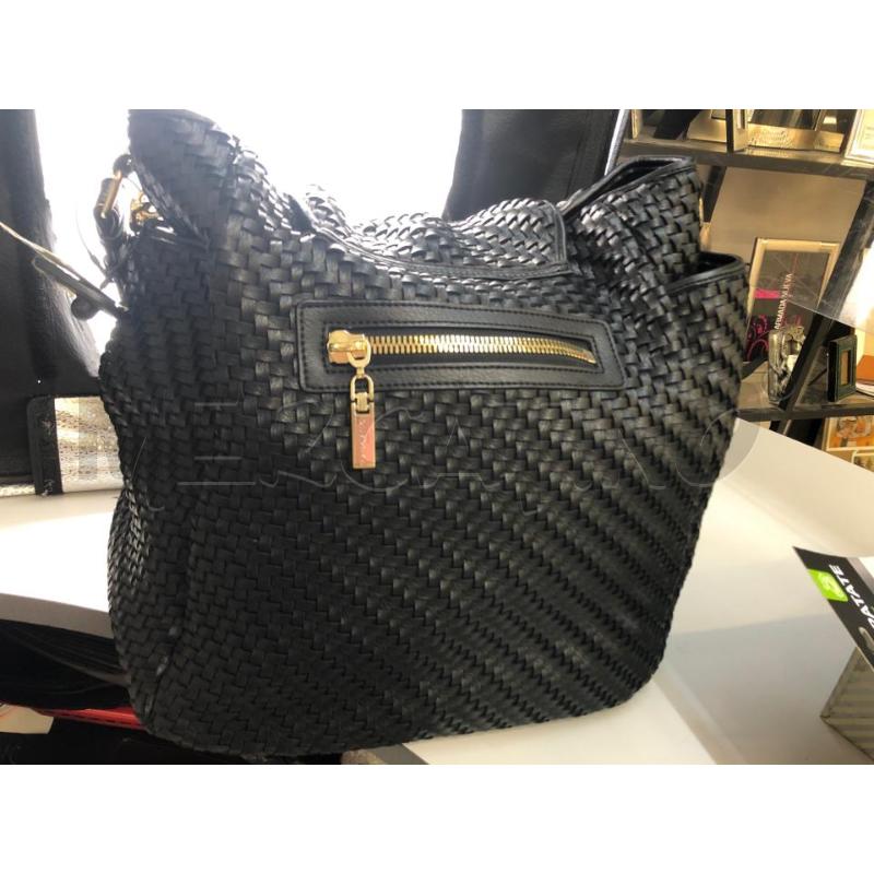 BORSA DONNA NERA CANESTRINO MANGANO | Mercatino dell'Usato Avellino 3