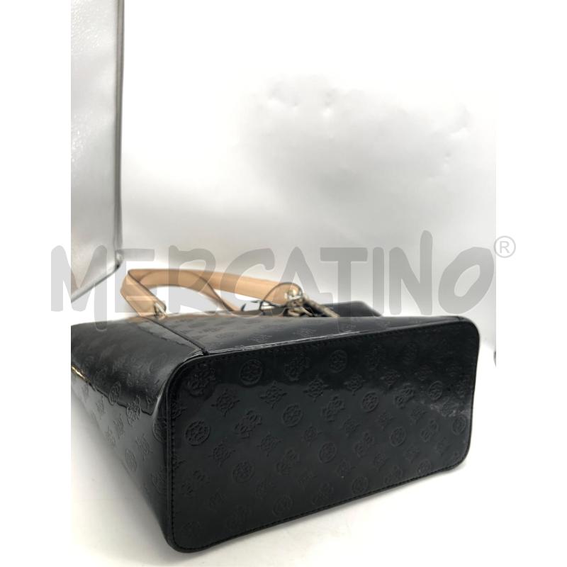 BORSA DONNA NERA LUCIDA GUESS | Mercatino dell'Usato Avellino 3