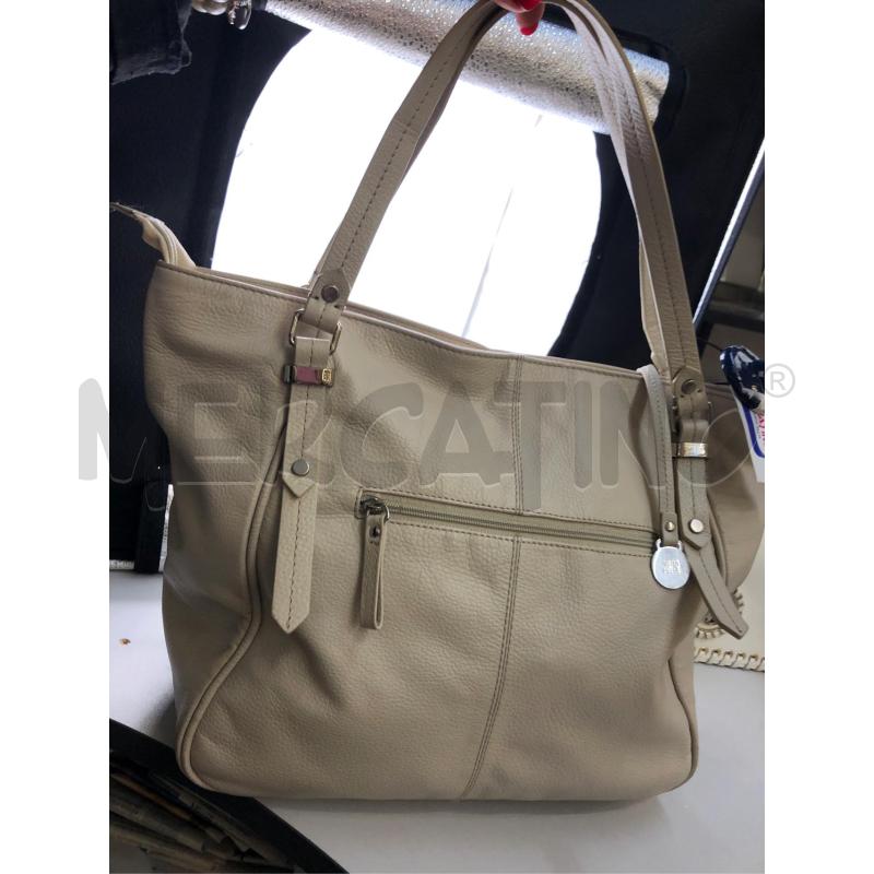 BORSA DONNA PELLE BEIGE CARPISA | Mercatino dell'Usato Avellino 3