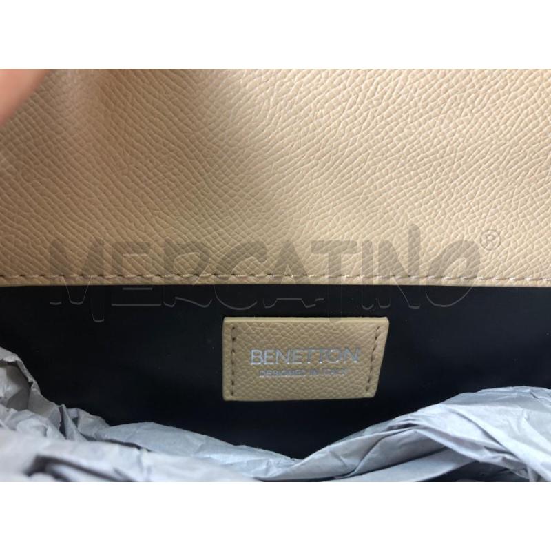 BORSETTA DONNA BENETTON BEIGE NUOVA  | Mercatino dell'Usato Avellino 3