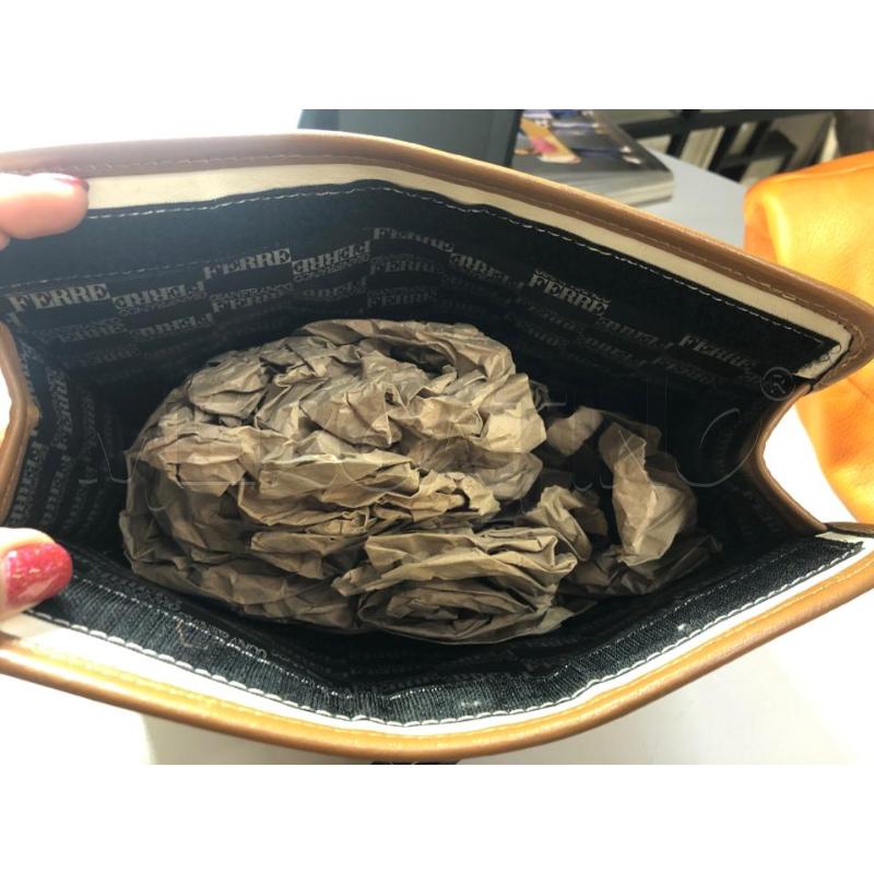 BORSETTA DONNA BUSTINA BEIGE COCCIO FERRÈ  | Mercatino dell'Usato Avellino 3