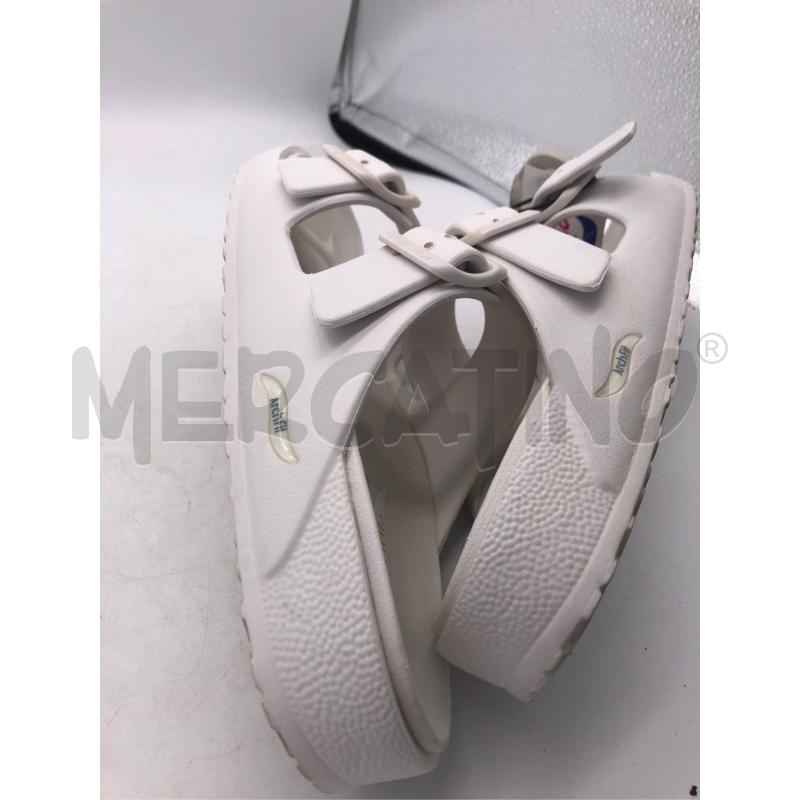 CIABATTE DONNA BIANCHE SKECHERS  | Mercatino dell'Usato Avellino 5