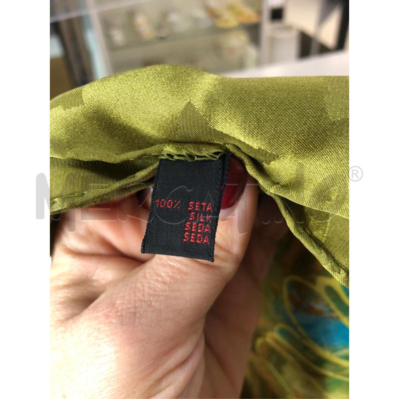 FOULARD SCATOLA ROSSA LAURA BIAGIOTTI  | Mercatino dell'Usato Avellino 2