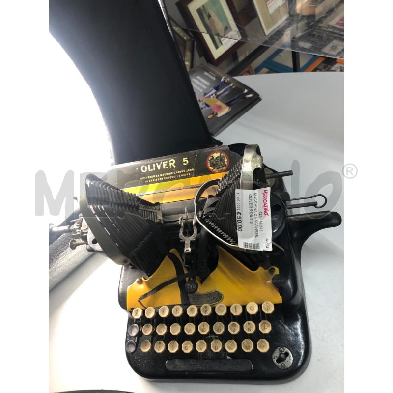 MACCHINA DA SCRIVERE  OLIVER 5 DA SISTEMARE | Mercatino dell'Usato Avellino 2