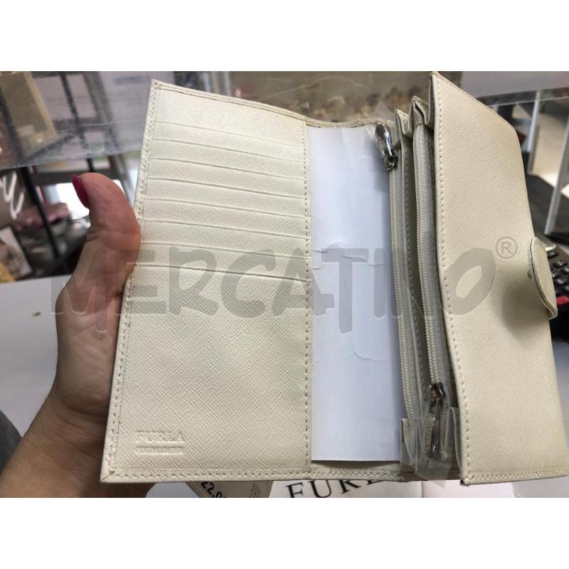 PORTA FOGLIO PANNA FURLA  | Mercatino dell'Usato Avellino 3