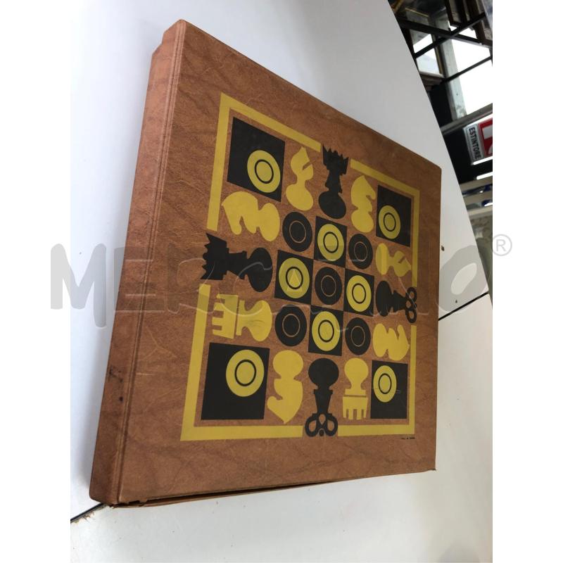 SCACCHIERA/ DAMA PLASTICA  | Mercatino dell'Usato Avellino 4
