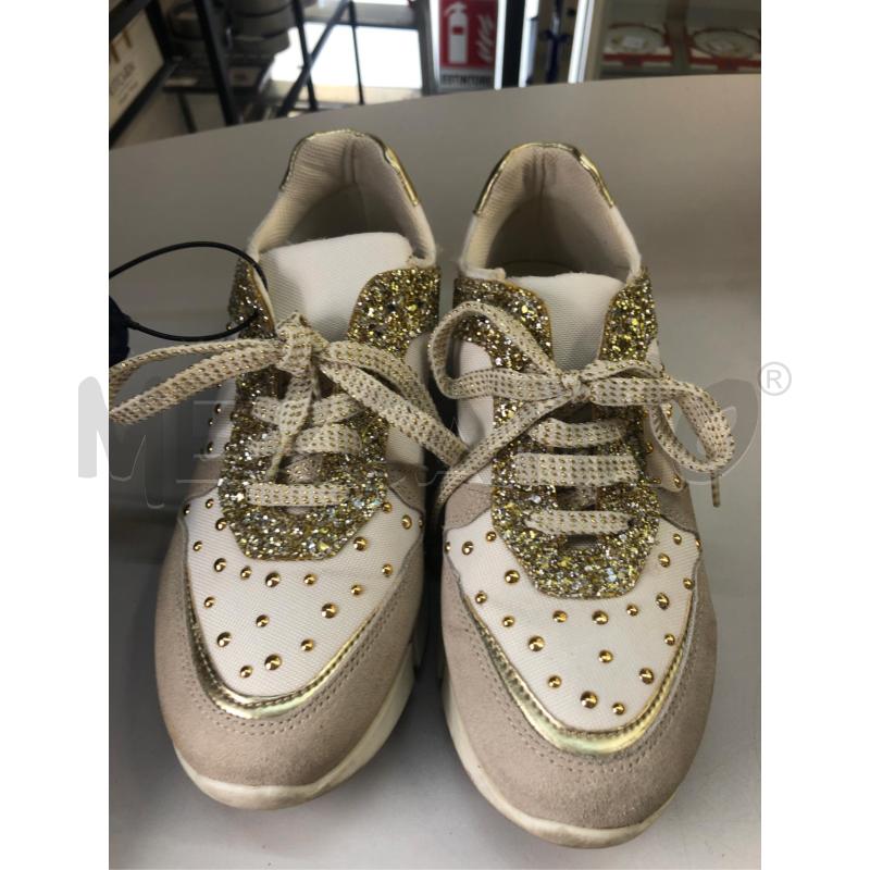 SCARPE DONNA BIANCO BORCHIETTE DORATE MELANIA | Mercatino dell'Usato Avellino 1