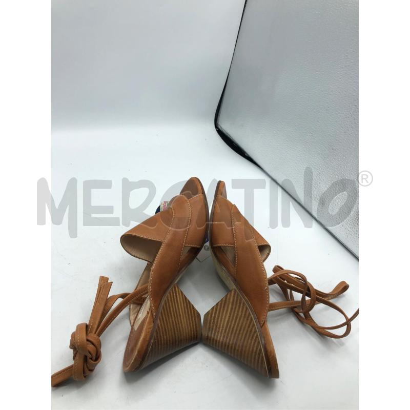SCARPE DONNA COCCIO PELLE TACCO TRAVERS FESTA | Mercatino dell'Usato Avellino 4