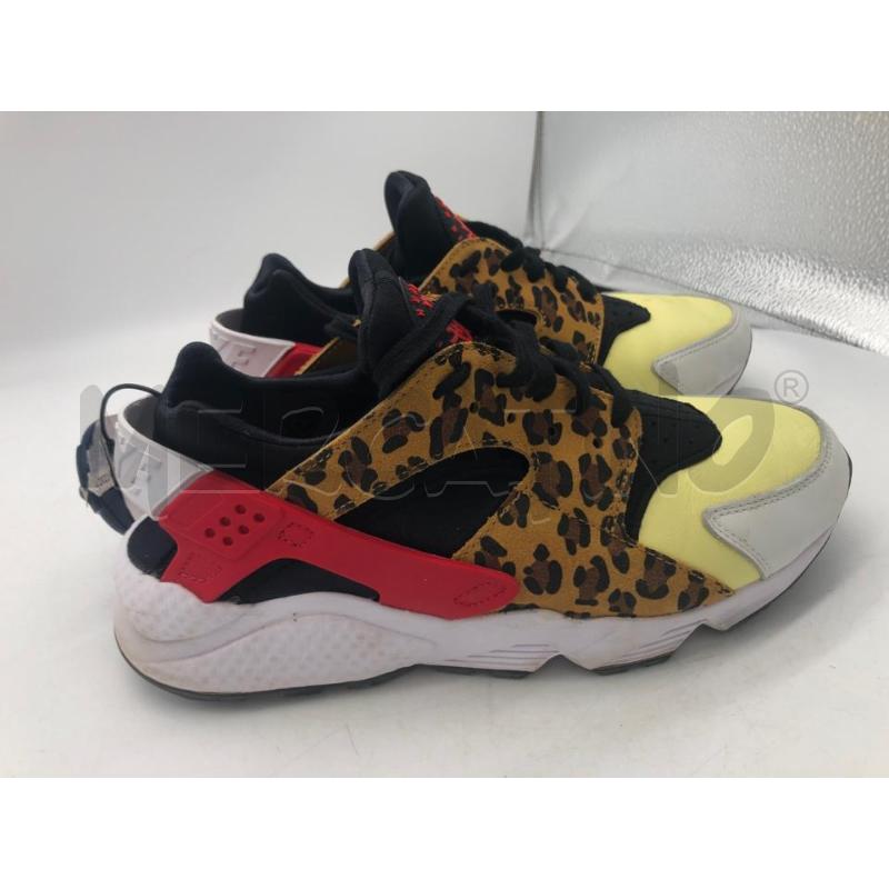 SCARPE DONNA GIALLO MACULATO ROSSO NIKE  | Mercatino dell'Usato Avellino 1