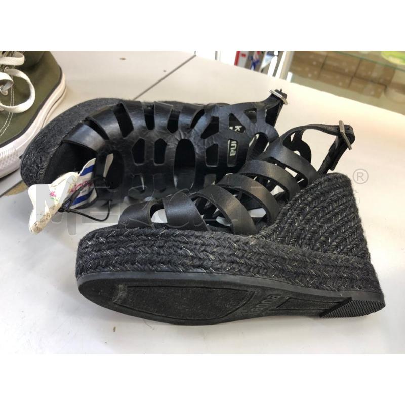 SCARPE DONNA ZEPPA NERA TRAFORA  | Mercatino dell'Usato Avellino 4